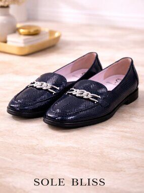 Sole Bliss Snake Print Loafers 7 7.5 Black Wide Comfort Ship On Shoes